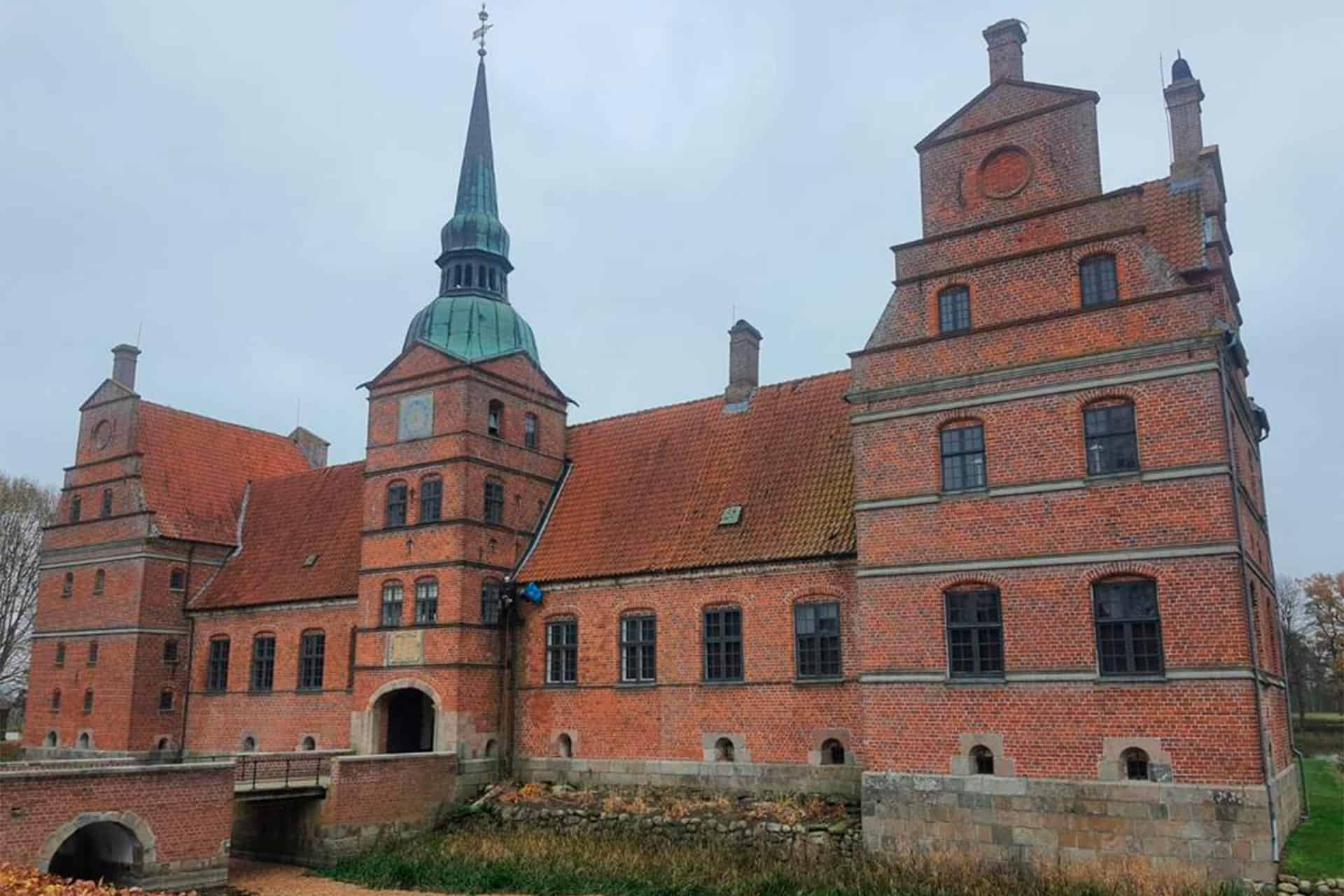 Rosenholm Slot